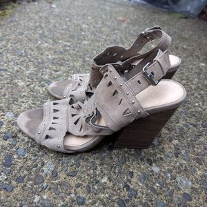 Vince Camuto Tan Women's Heeled Sandals